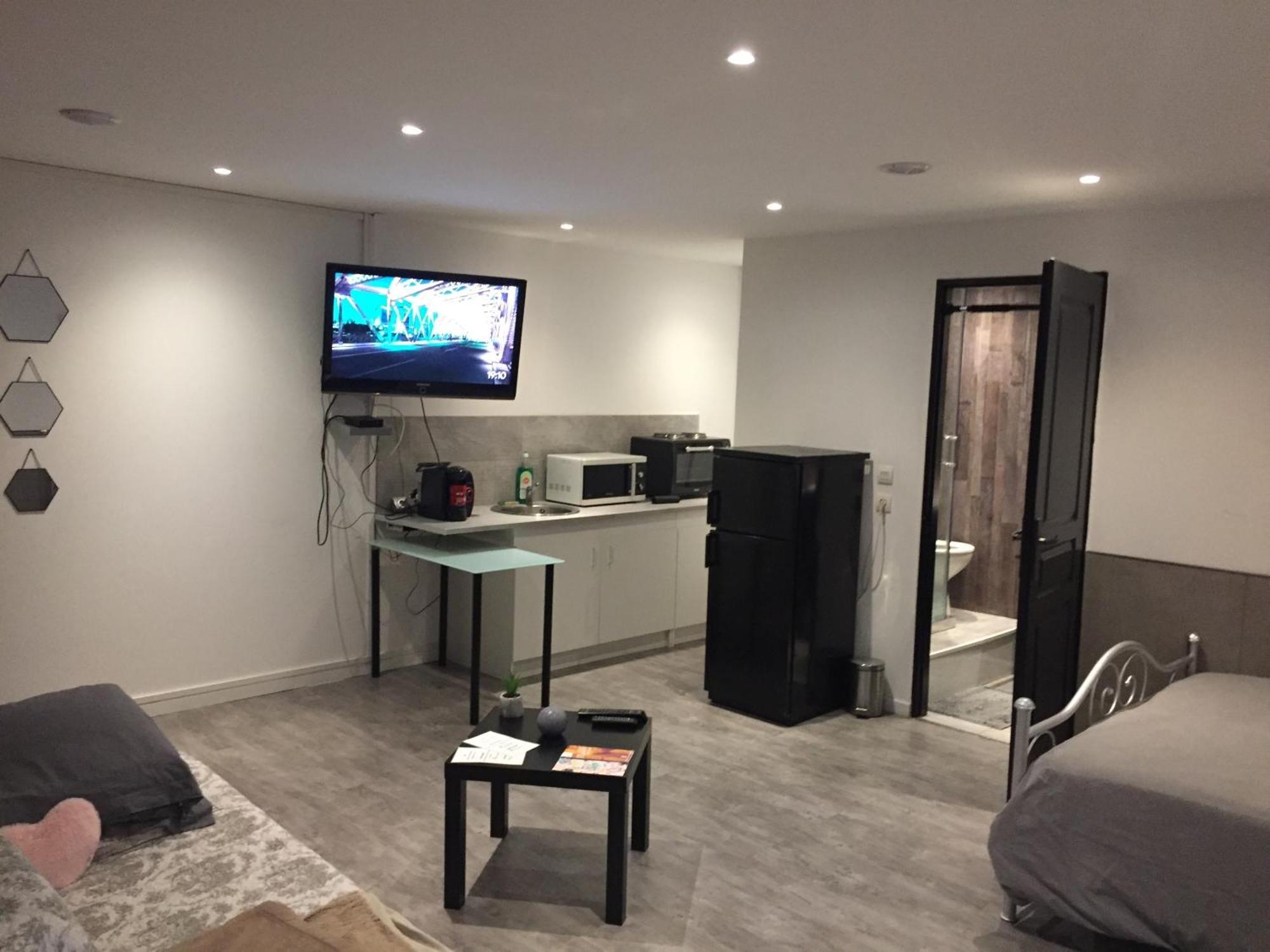 Studio ensoleillé sur Montpellier Extérieur photo